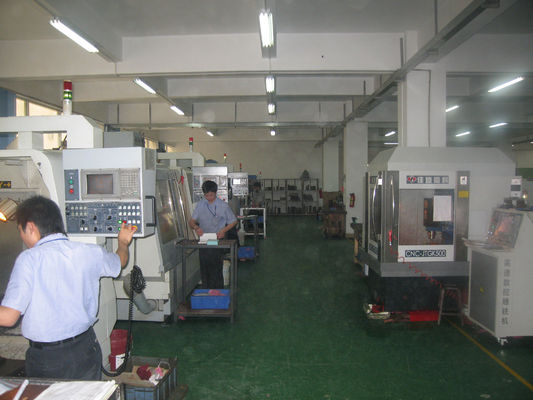 as peças de metal da válvula da 3-maneira que formam e que processam a máquina da extrusão do impacto expulsaram as peças